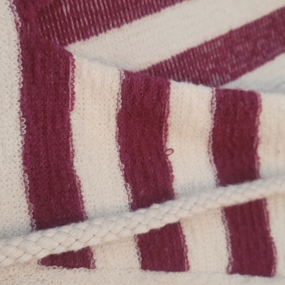 ✨️3 for $15 ✨️ Old Navy Relaxed Cali Fleece Hoodie size M - Picture 10 of 14